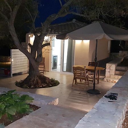 Villa Maria Tsoukaládhes Habitación foto